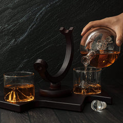 Ski Wine And Whiskey Decanter 850ML With 2 Glacier Mountain Glasses By 14 Long For W-2